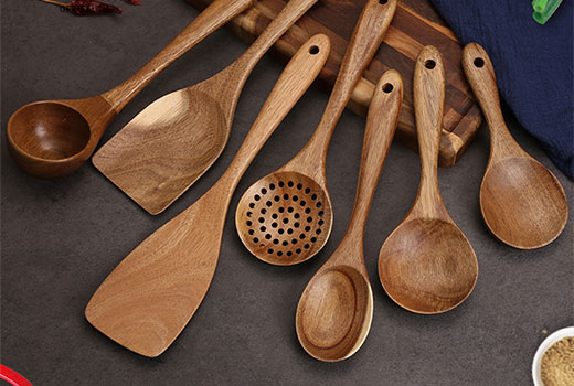 What are the advantages of wooden cooking spoons?